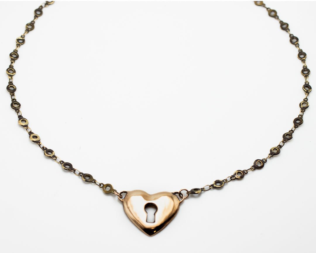 HEART NECKLACE IN BRONZE