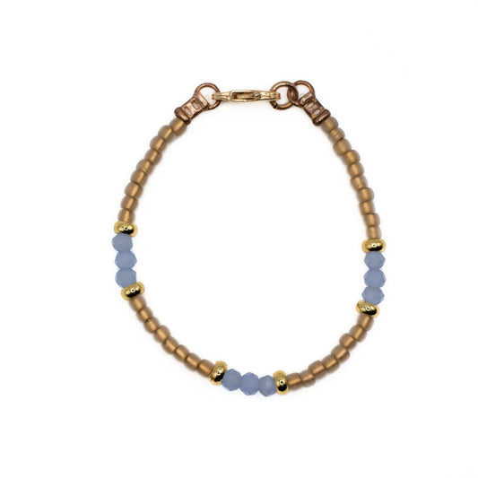 GOLD AND BLUE SEED BEAD BRACeLET