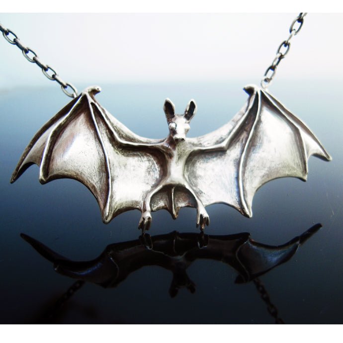 FOX BAT IN SILVER