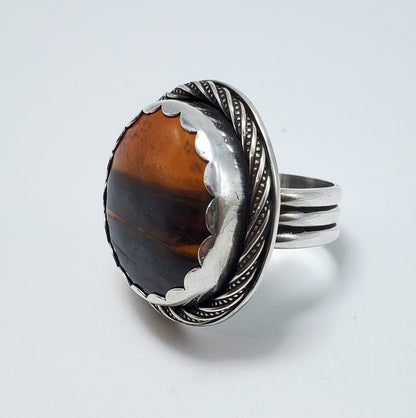 Tigers Eye Size 7