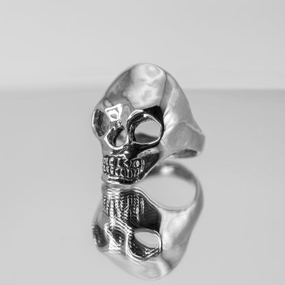 SKULL IN SILVER