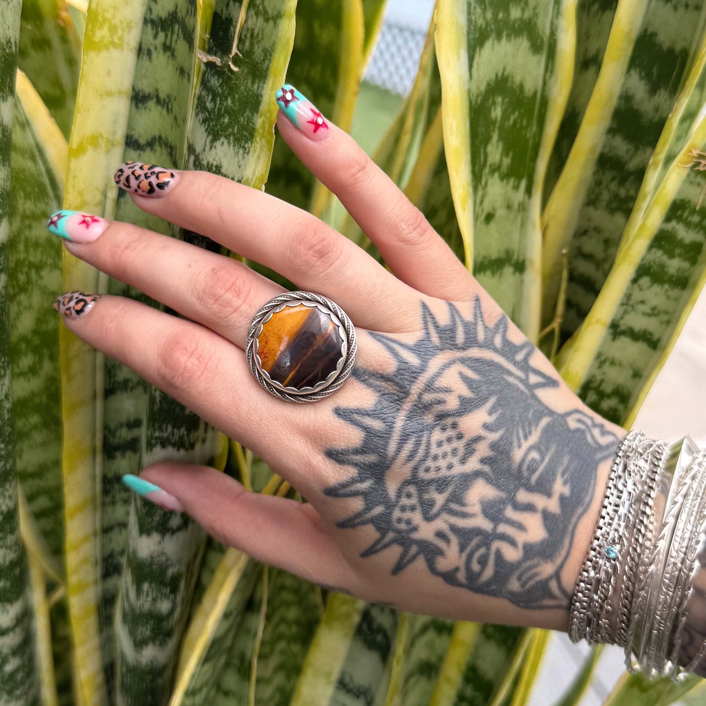 Tigers Eye Size 7