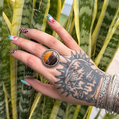 Tigers Eye Size 7