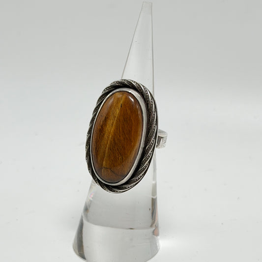 Tigers Eye Size 4.5
