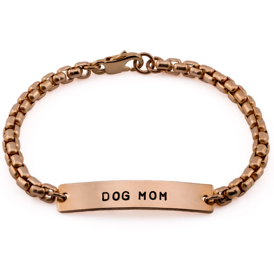 DOG MOM